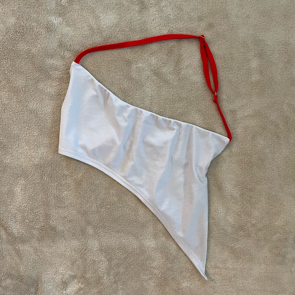 Assymetrical backless Tank